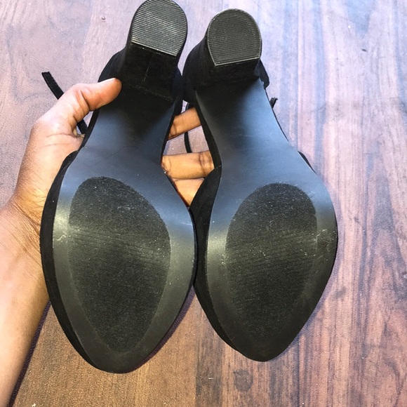 Heels - Picture 2 of 2